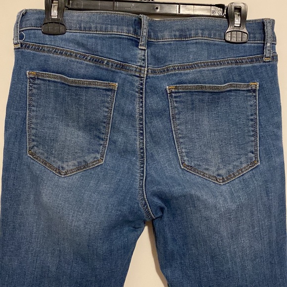 GAP True Skinny Jeans - Picture 7 of 10